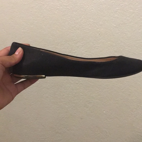 Flats - Picture 2 of 3